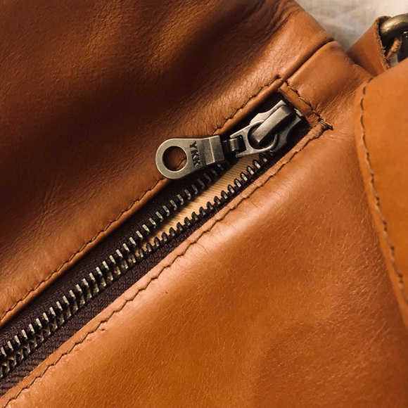 Genuine leather 2 in 1 purse backpack tan camel - Picture 4 of 10